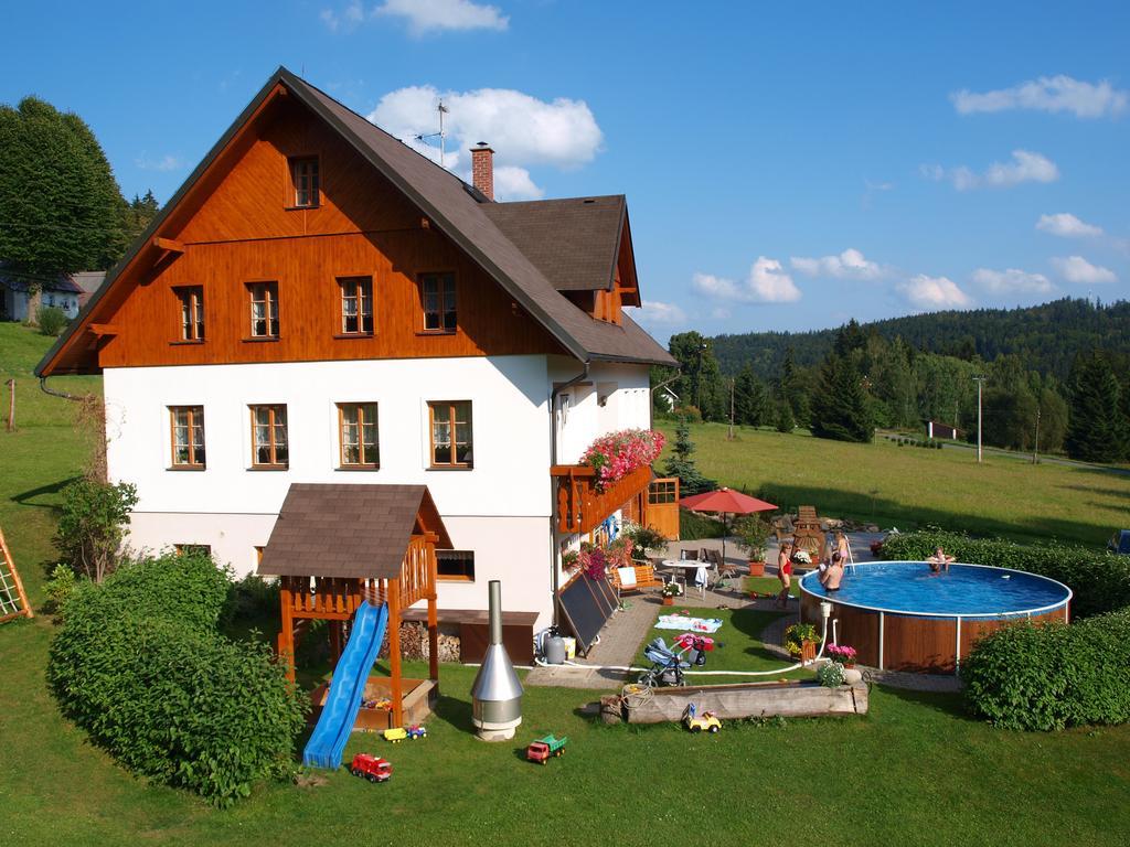 U Sadilku Hotel Paseky nad Jizerou Exterior photo