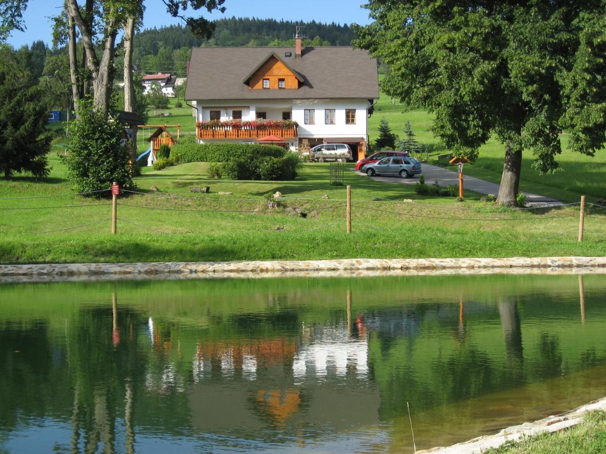 U Sadilku Hotel Paseky nad Jizerou Exterior photo