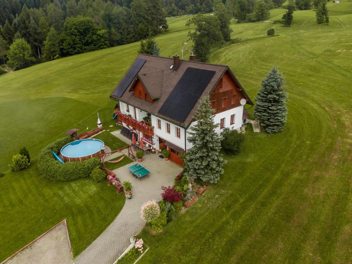 U Sadilku Hotel Paseky nad Jizerou Exterior photo