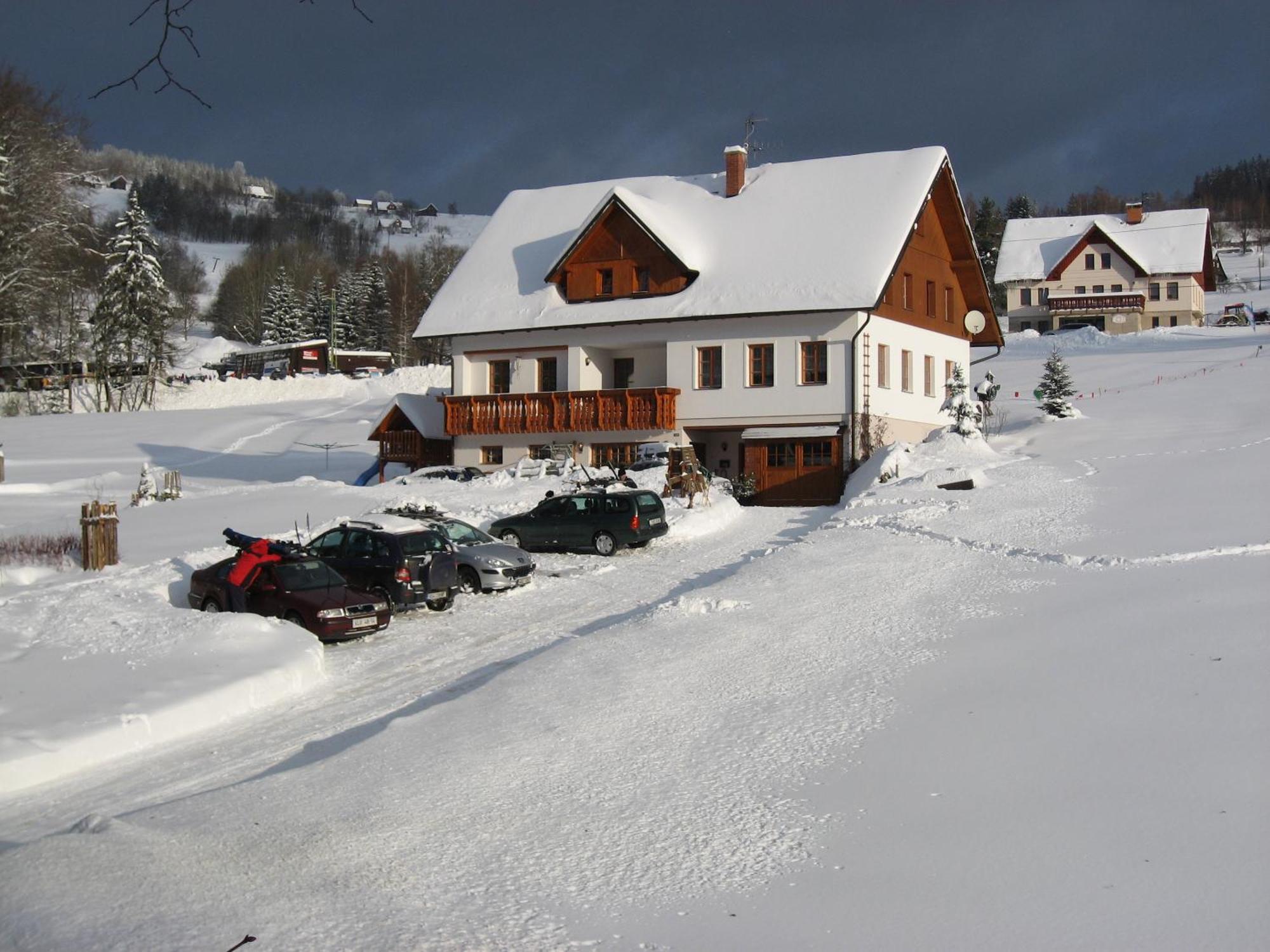 U Sadilku Hotel Paseky nad Jizerou Exterior photo