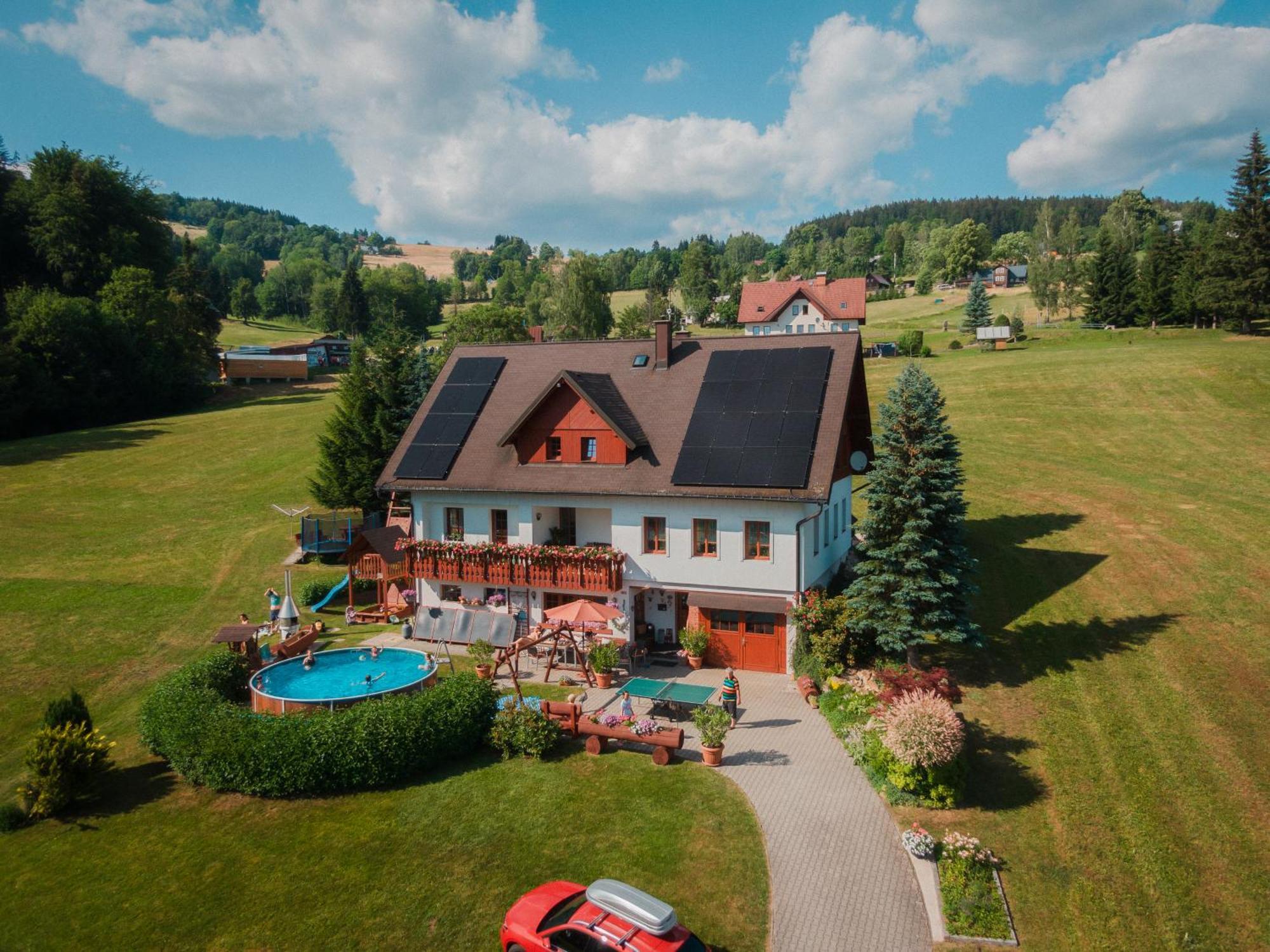 U Sadilku Hotel Paseky nad Jizerou Exterior photo
