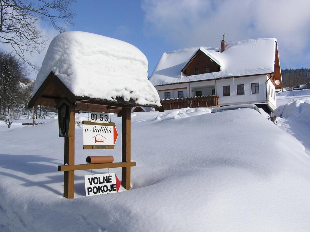 U Sadilku Hotel Paseky nad Jizerou Exterior photo
